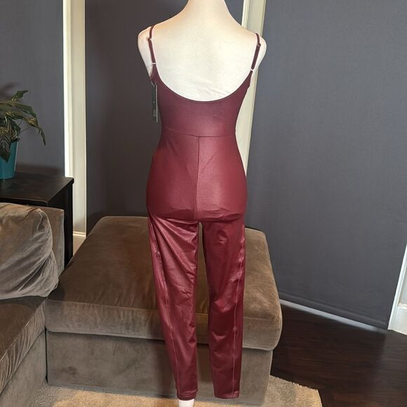 Women’s BodyCon Wild Fable Burgundy Liquid Bodysuit Ankle Length Size S NWT - Picture 4 of 13